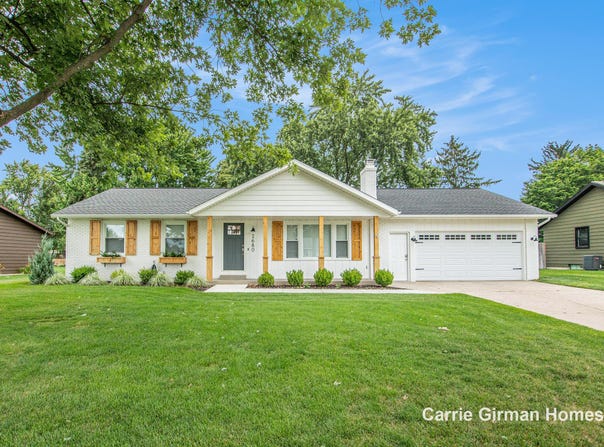 2680 Gay Paree Drive, Zeeland, MI 49464