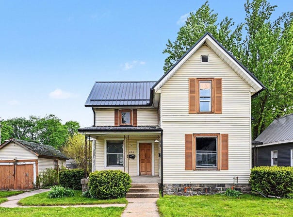 456 E Walnut Street, Nappanee, IN 46550-2020
