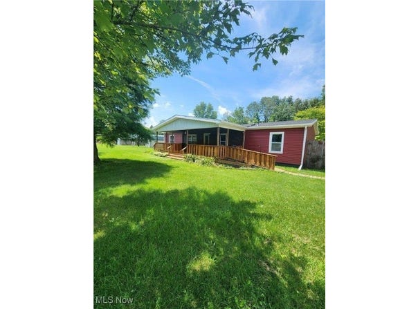 67660 East Lofland Road, Cambridge, OH 43725