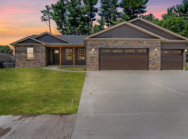 1622 Elderberry Street SE, DeMotte, IN 46310