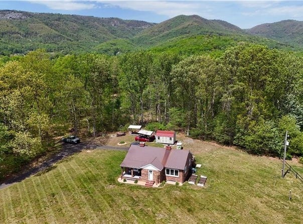 60 Edwin, Cana, VA 24317