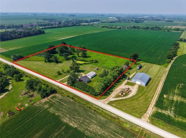 22445 650th Avenue, Dexter Twp, MN 55926