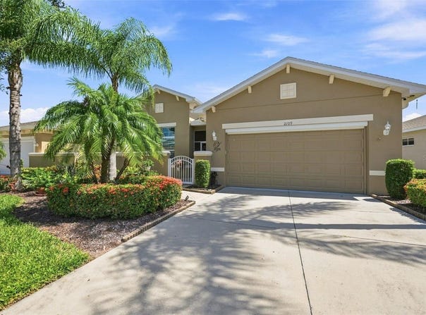 2109 SIFIELD GREENS Way, SUN CITY CENTER, FL 33573