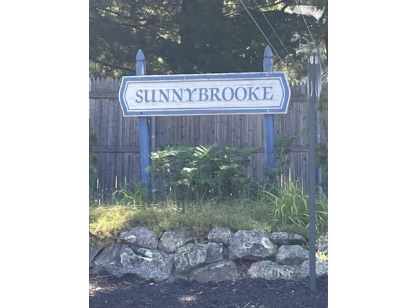 17 Sunnybrooke Drive, Dover, NH 03820