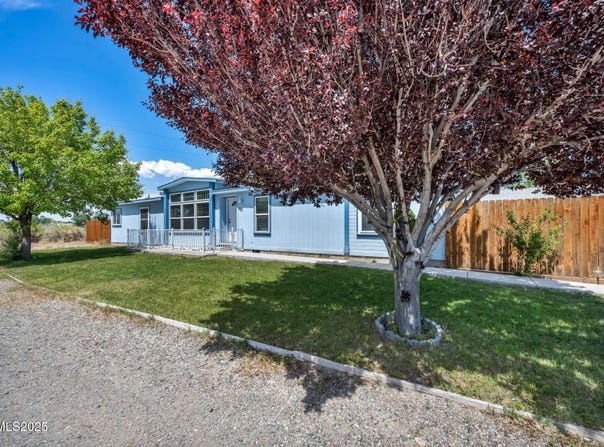 16 Saint Andrews Drive, Yerington, NV 89447