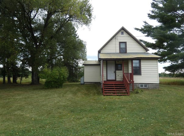 14806 N Baltimore Road, Bruce Crossing, MI 49912
