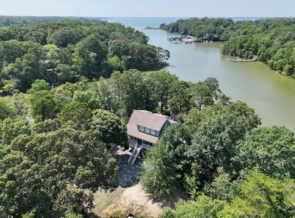 501 Doggett Lane, Lancaster, VA 22503