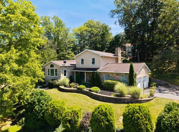 3218 Ridgeway Rd, Unity  Twp, PA 15601