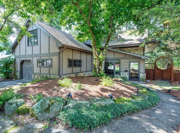 1016 E Maxwell Lane, Bloomington, IN 47401