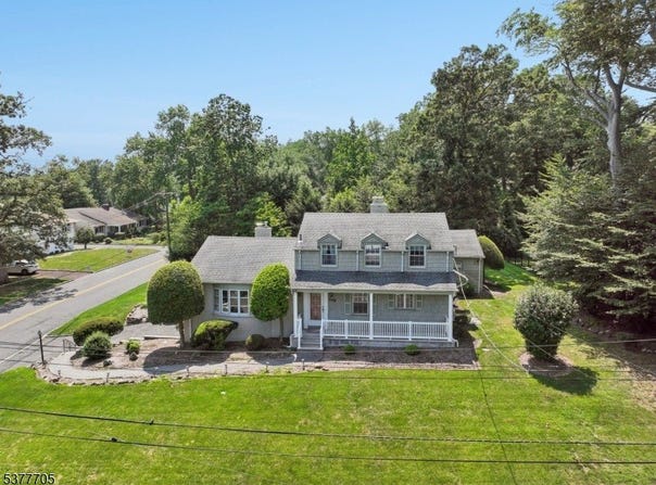 249 Meetinghouse Ln, Mountainside Boro, NJ 07092-1305