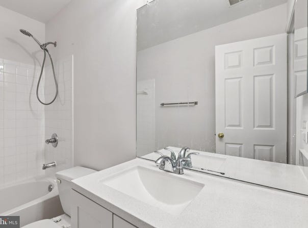 15206 DERBYSHIRE WAY, ACCOKEEK, MD 20607