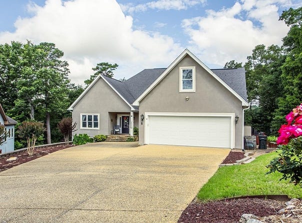 8 Eagle Crest Cove, Little Rock, AR 72205