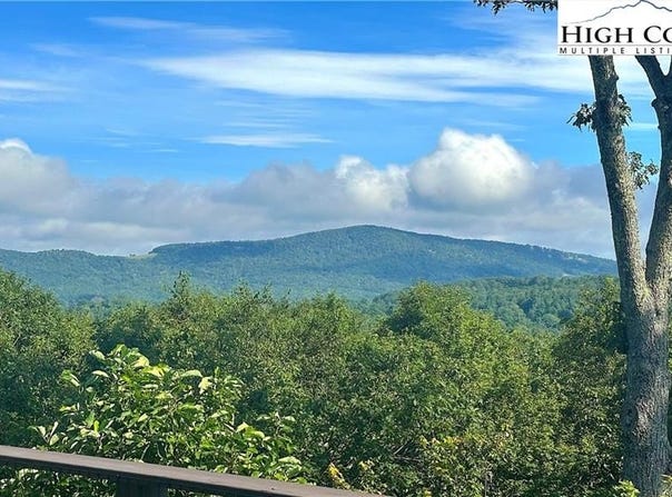 540 Green Hill Circle, Blowing Rock, NC 28605