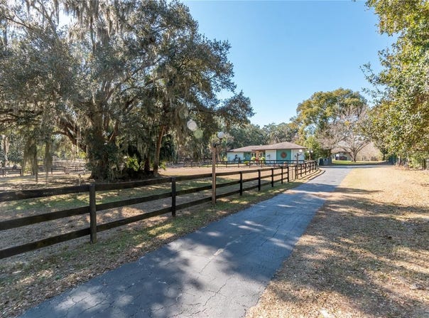 26 WOOD RIDGE DRIVE, OCALA, FL 34482