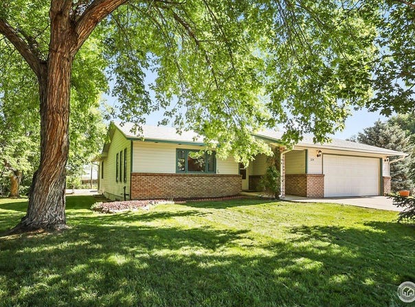 229 E Union Ave, La Salle, CO 80645