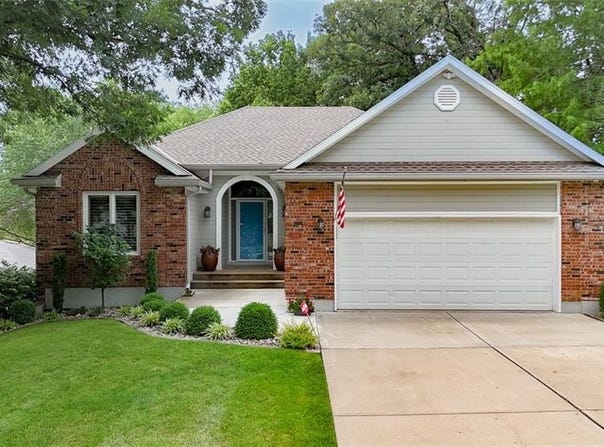 2912 S Hickory Ridge N/A, Independence, MO 64057