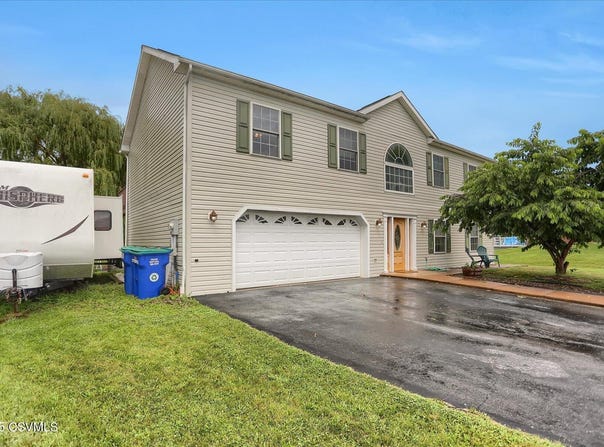 208 MEADOWLARK Lane, Mifflinburg, PA 17844