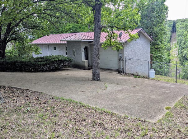 1649 Talking Rocks Road, Branson West, MO 65737