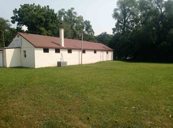1737 Sixth st Street, Beloit, WI 53511