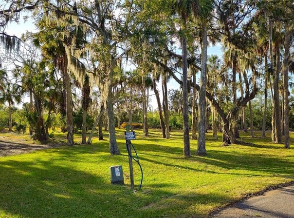 5352 TROPICAL WOODS COURT, PORT RICHEY, FL 34668