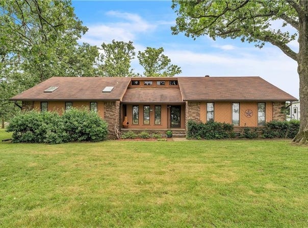 20871  W Highway 62, Lincoln, AR 72744