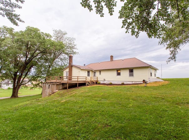 4619 Whiteside Road, Argyle, WI 53504