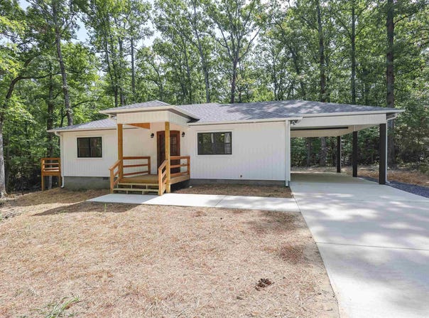 260 Hall Street, Mount Ida, AR 71957