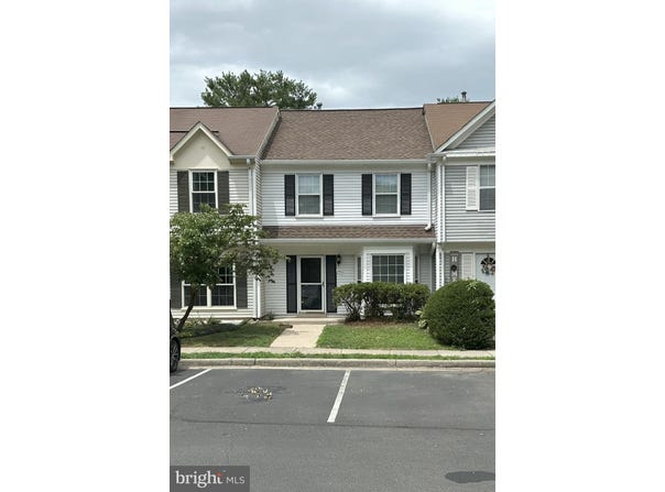 892 SMARTTS LANE NE, LEESBURG, VA 20176