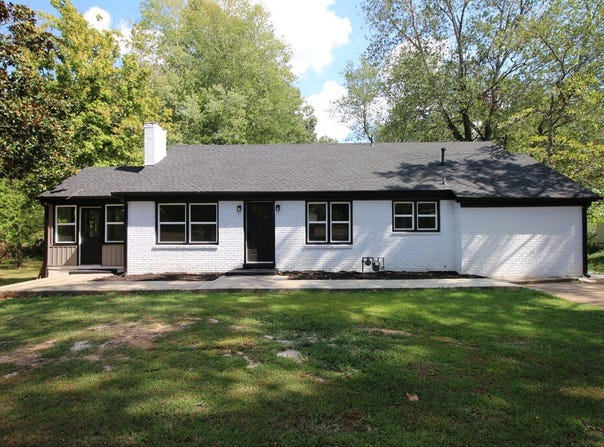 18630 W Main St, HUNTINGDON, TN 38344