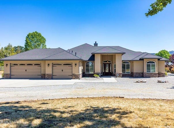 23840 Martingale Way, Tehachapi, CA 93561
