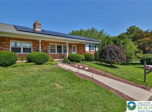 725 Frank Drive, Emmaus Boro, PA 18049