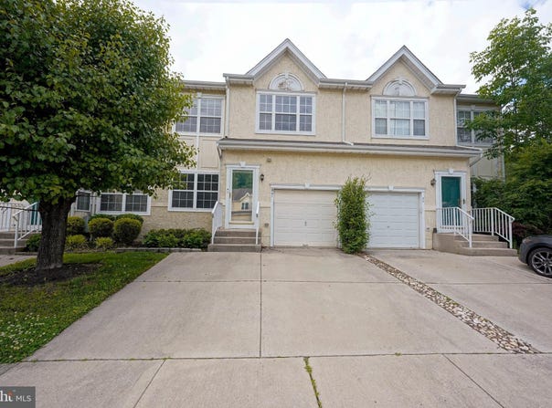51 VERSAILLES Boulevard, CHERRY HILL, NJ 08003