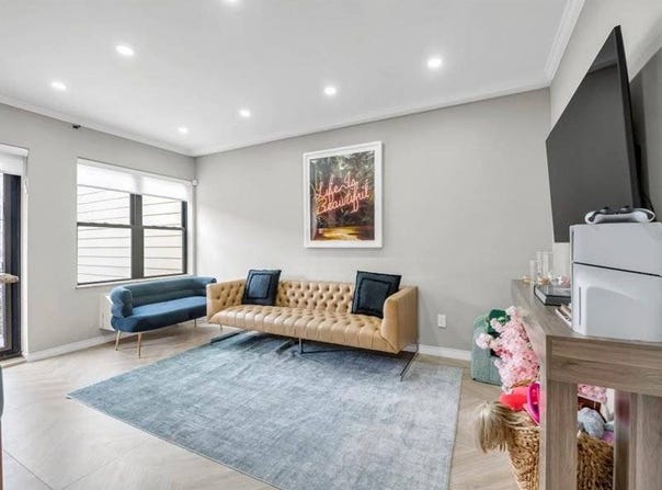134 West End Ave, Brooklyn, NY 11235