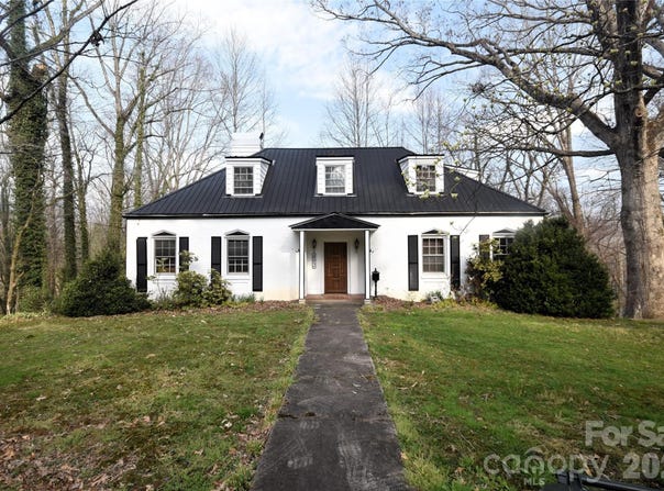492 S Main Street, Waynesville, NC 28786