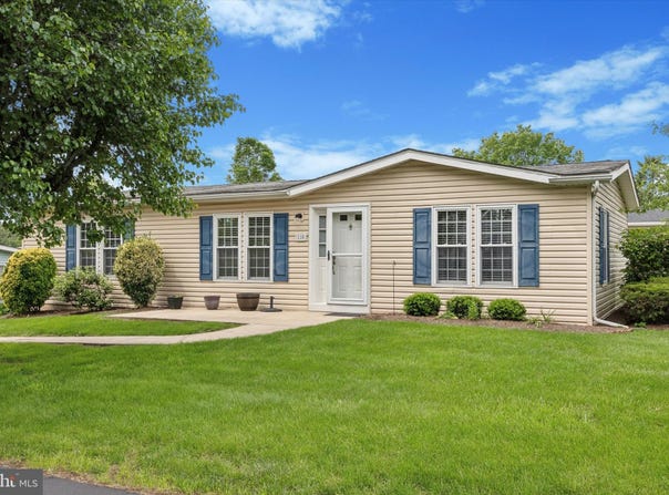 110 DEERFIELD DRIVE, SOUDERTON, PA 18964