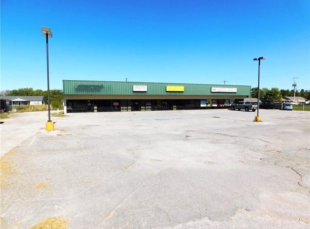 1050 E 10th Street, Holden, MO 64040