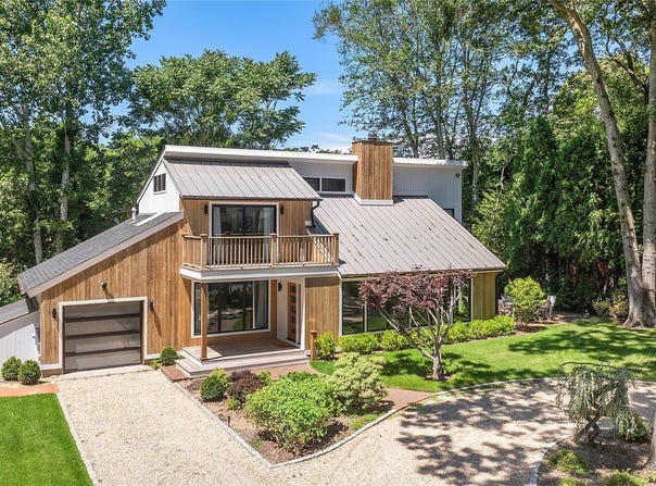 221 Redwood Road, Sag Harbor, NY 11963