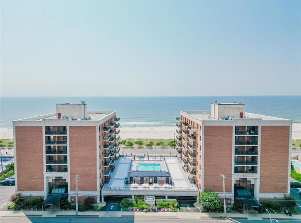 230 W Broadway, Long Beach, NY 11561