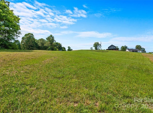 113 Grandview Ridge Drive, Alexander, NC 28701
