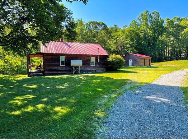 1097 Mt Zion Road, Elk Creek, VA 24326