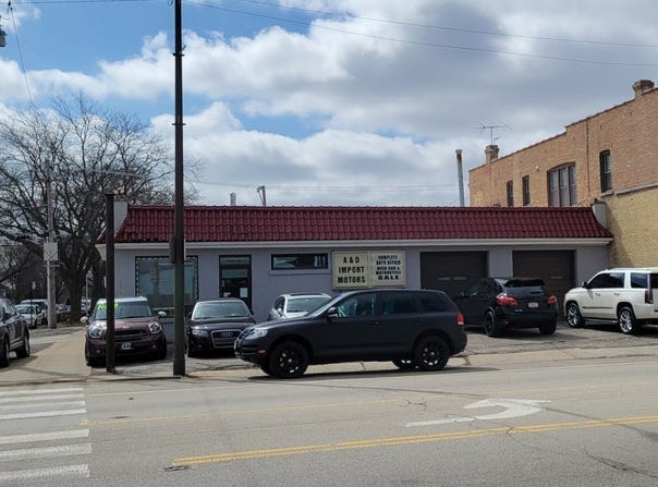 7539 W Irving Park Road, Chicago, IL 60634