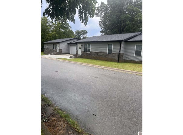 135 Ecco Lane, Paducah, KY 42003