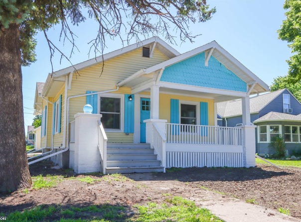 802 S Iowa Avenue, Washington, IA 52353