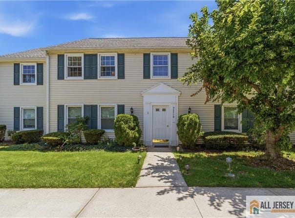 271 Old Nassau Road, Monroe, NJ 08831
