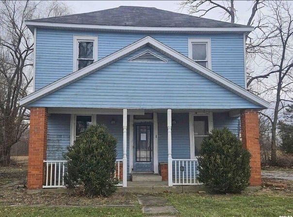115 West St, Xenia, IL 62899