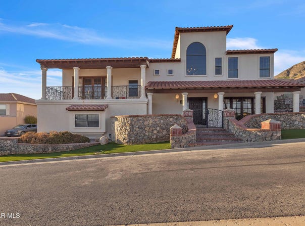 41 Sun Point Lane, El Paso, TX 79912