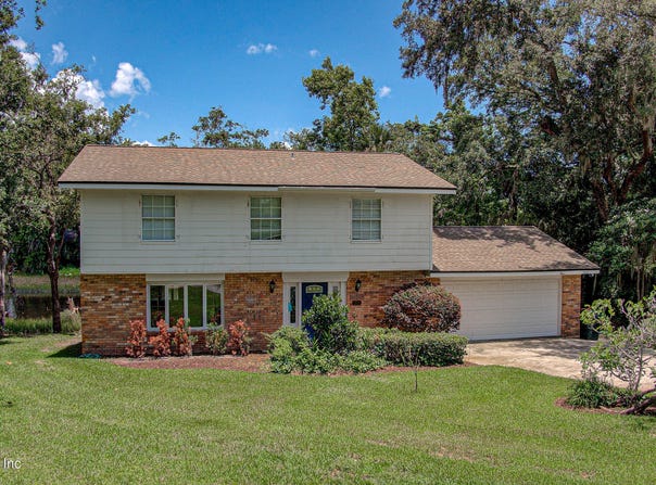 1811 TWELVE OAKS Lane N, Neptune Beach, FL 32266