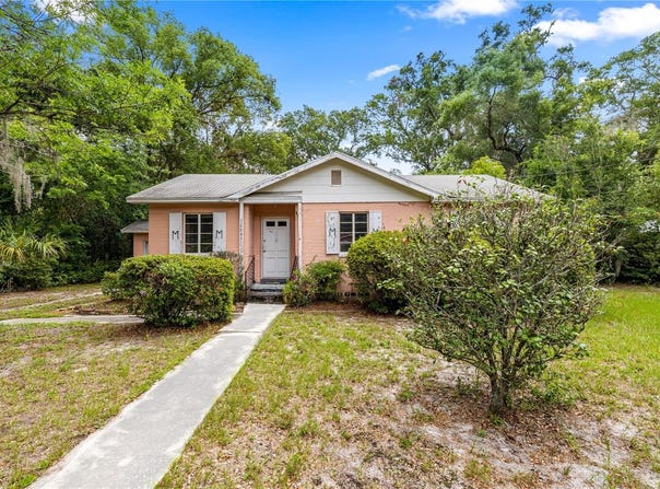 1425 NE 9TH STREET, GAINESVILLE, FL 32601