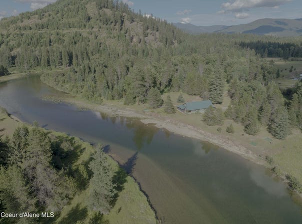 5653 Gleason McAbee Falls Rd, Priest River, ID 83856
