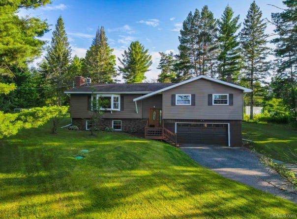 2651 County Road FA, Champion, MI 49814